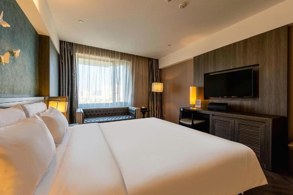 Crystal Orange Hotel Guangzhou Taojin Branch Екстериор снимка